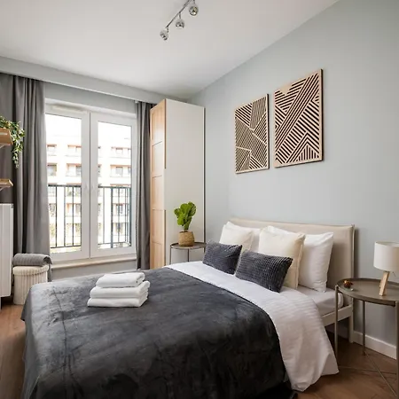 Wola Obozowa Spacious By Bookinghost * Warsaw