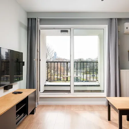 Wola Obozowa Spacious By Bookinghost Warsaw