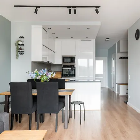 Wola Obozowa Spacious By Bookinghost * Warsaw